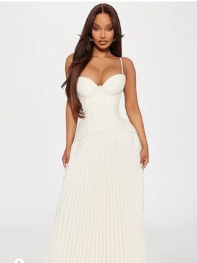 Daniella Lace Corset Pleated Maxi Dress - Cream